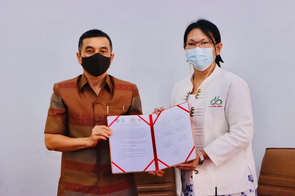 คณะเทคโนโลยีการเกษตร มร.ลป. ลงนาม MOU โครงการศึกษาการปลูกพืชเศรษฐกิจกัญชงในโรงเรือนเกษตรแม่นยำสูง