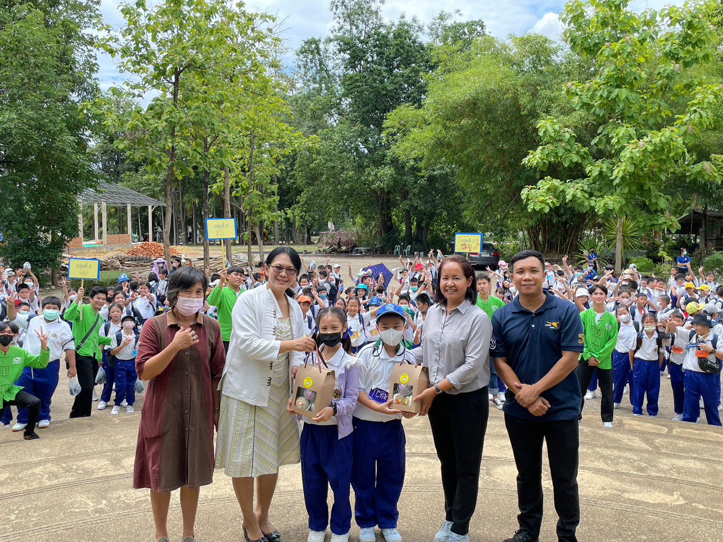 คณะเทคโนโลยีการเกษตร มร.ลป. จัดกิจกรรมแหล่งเรียนรู้ บูรณาการเกษตรปลอดภัยใส่ใจสิ่งแวดล้อม และการเพิ่มมูลค่าผลผลิตทางการเกษตรแก่นักเรียน ชั้น ป .4 โรงเรียนอัสสัมชัญลำปาง