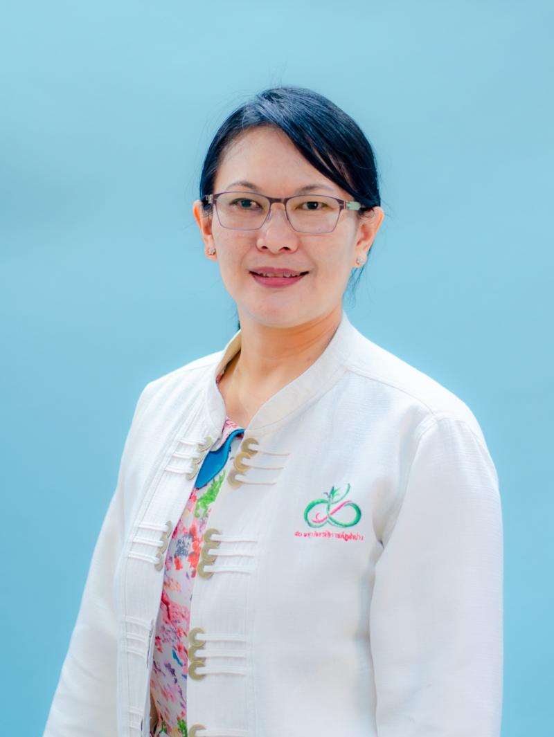 รศ.ดร.นันทินา